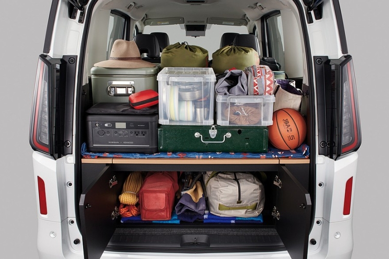 Минивэн Nissan Serena: рестайлинг богатых версий и расширение гаммы