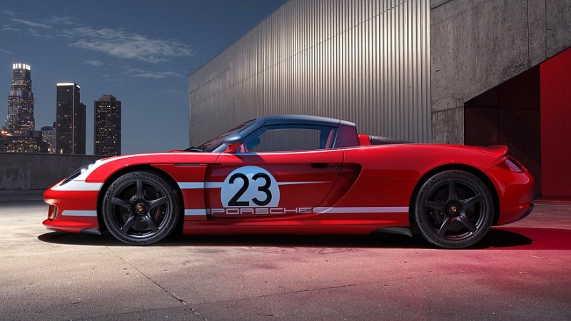Porsche «обнулила» 20-летний суперкар Carrera GT и снабдила его ле-мановской ливреей