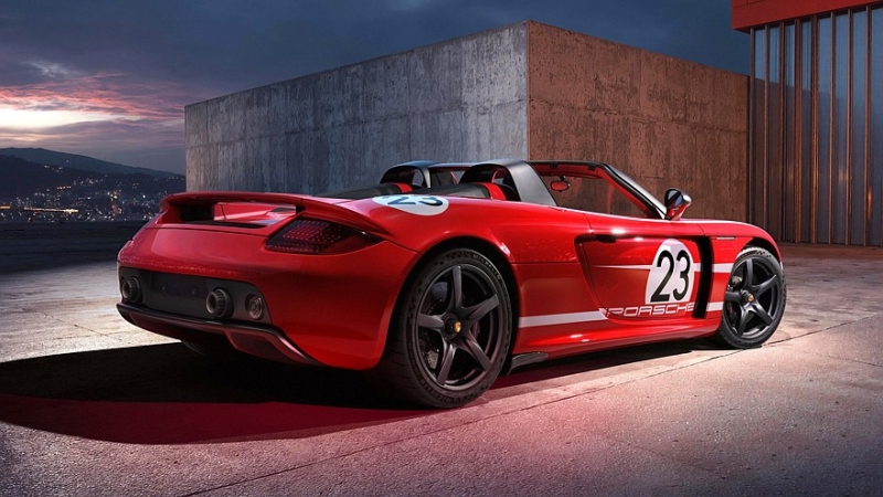 Porsche «обнулила» 20-летний суперкар Carrera GT и снабдила его ле-мановской ливреей