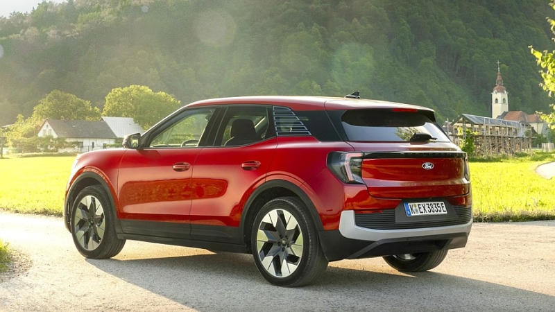 Базовые версии европейских Ford Explorer и Ford Capri стали мощнее и дальнобойнее