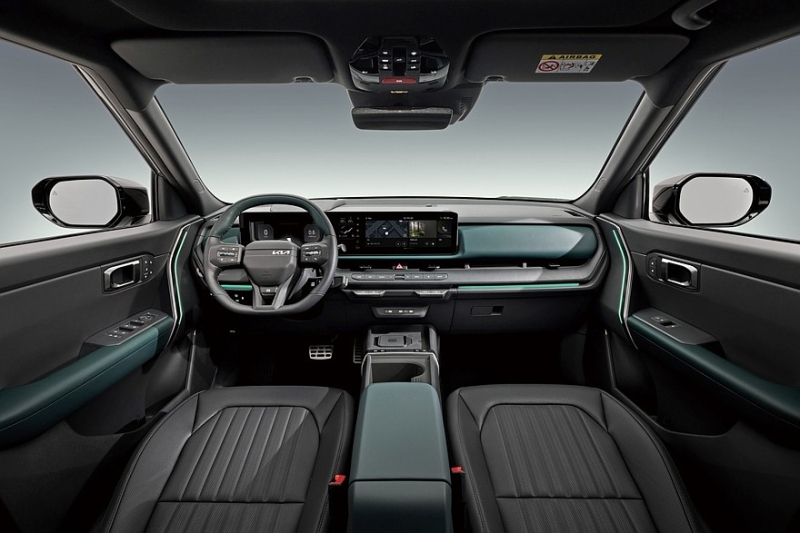 Кроссовер Kia Seltos нового поколения выходит на рынок: теперь версии побогаче