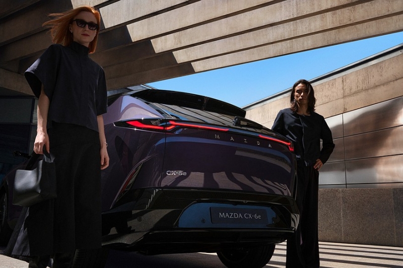 Кроссовер Mazda CX-6e на платформе Changan: официальная премьера