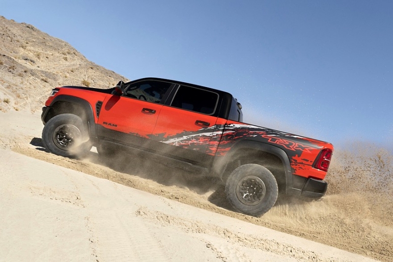 Масл-трак Ram 1500 SRT TRX вернулся: мощнее, быстрее и богаче предшественника
