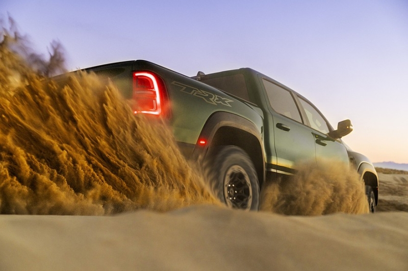 Масл-трак Ram 1500 SRT TRX вернулся: мощнее, быстрее и богаче предшественника
