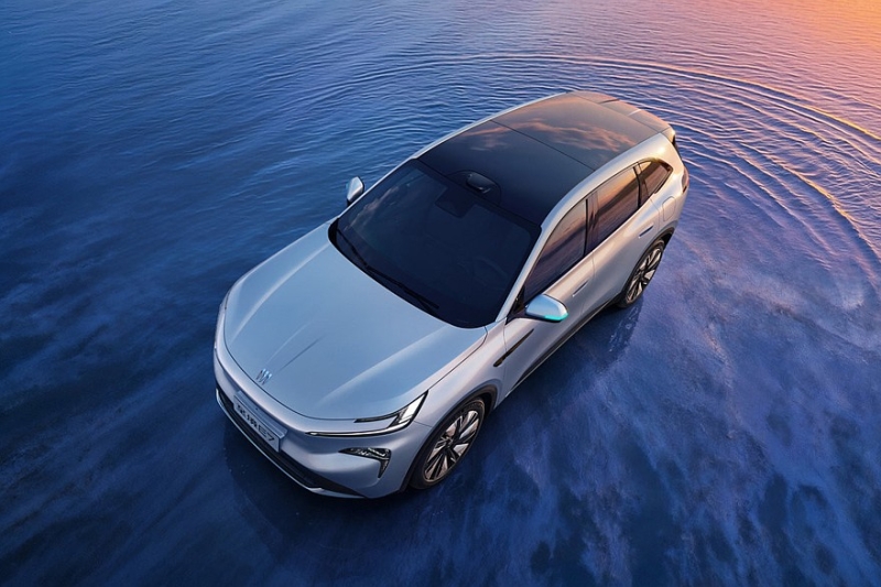 Новый кроссовер Buick Electra E7 показался на свежих кадрах