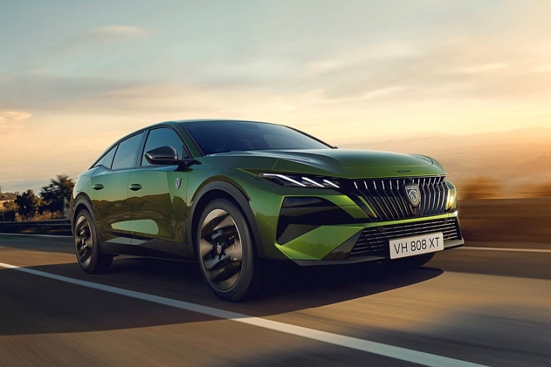 Обновлённый Peugeot 408 для Европы: эффектная оптика и более эффективная техника