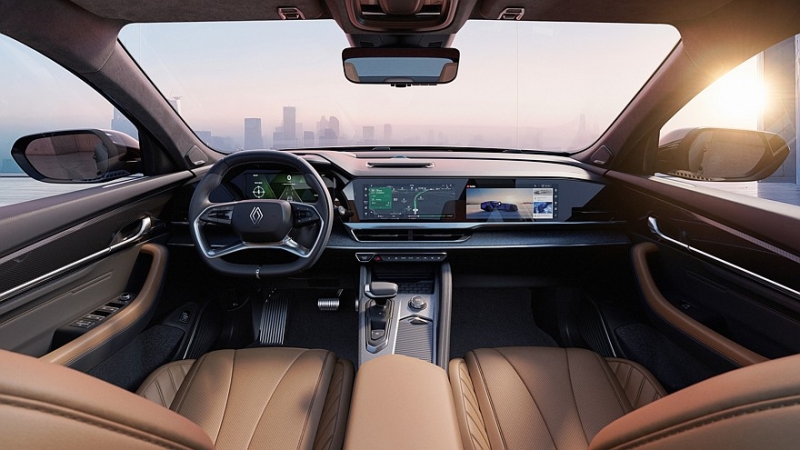 Renault Filante: новый флагманский гибридный кроссовер на платформе Geely и Volvo