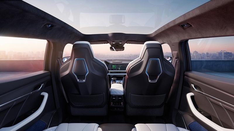 Renault Filante: новый флагманский гибридный кроссовер на платформе Geely и Volvo