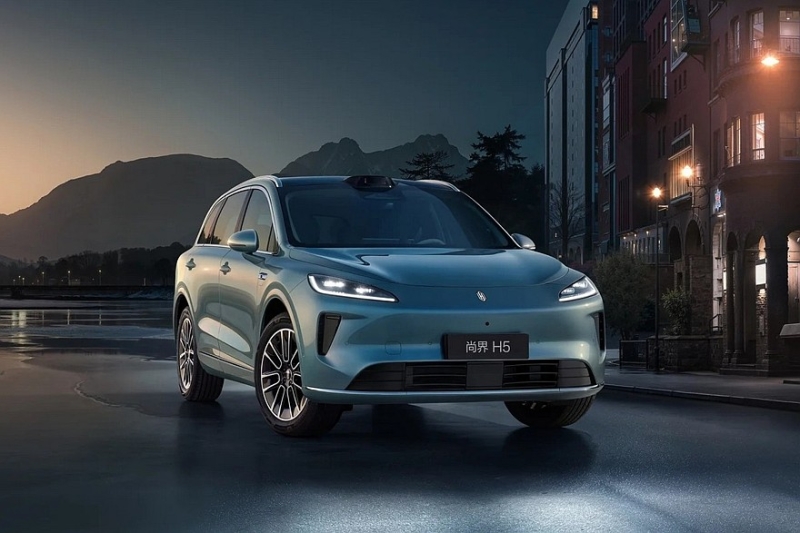 Shangjie от SAIC и Huawei: к заурядному кроссоверу H5 присоединится седан Z7 в стиле Porsche