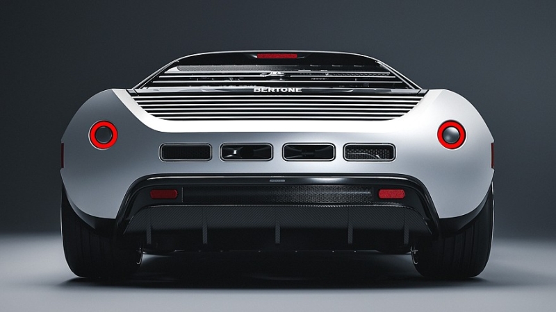 Спорткар Bertone Runabout показался в серийном виде: шасси Lotus и мотор Toyota