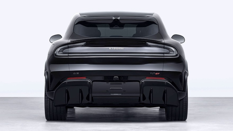 1000-сильный спортивный кроссовер Xiaomi YU7 GT готовится к премьере