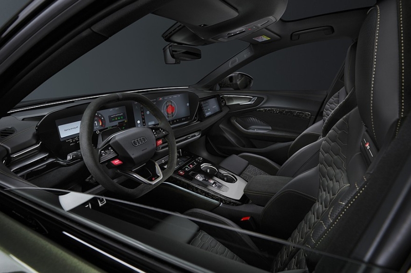 Audi полностью рассекретила новые «заряженные» лифтбек и универсал RS 5