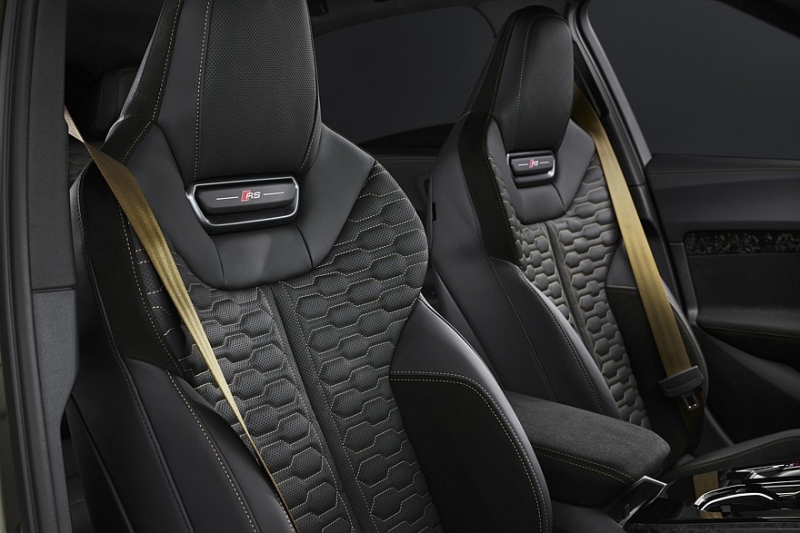 Audi полностью рассекретила новые «заряженные» лифтбек и универсал RS 5