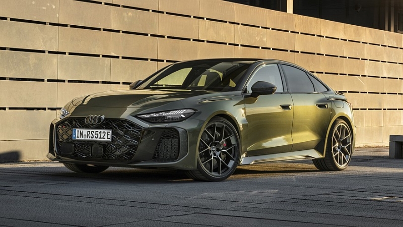 Audi полностью рассекретила новые «заряженные» лифтбек и универсал RS 5
