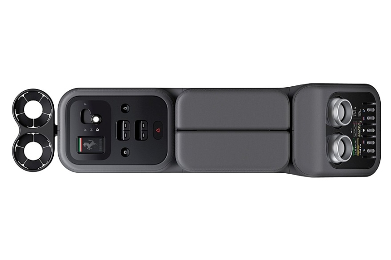 Электромобиль Ferrari получил имя Luce и неоклассический интерьер в стиле техники Apple