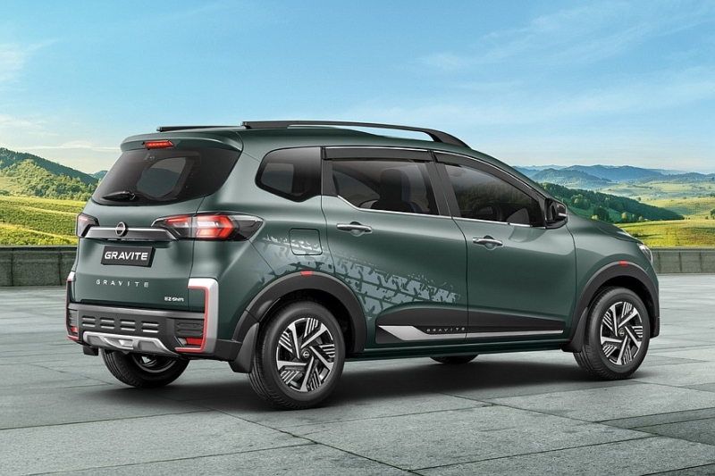 Компактвэн Nissan Gravite на базе Renault Triber: некоторые версии дешевле, чем у донора