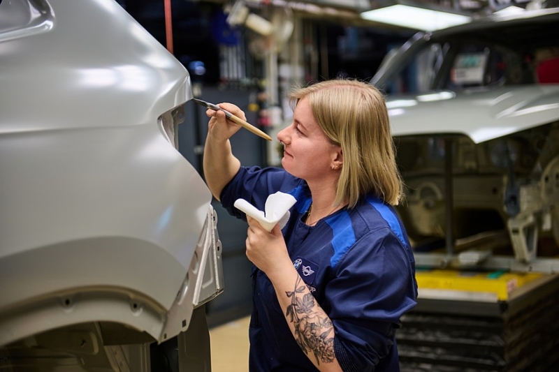 Крупнейший в Европе завод BMW отметил юбилей производственным рекордом