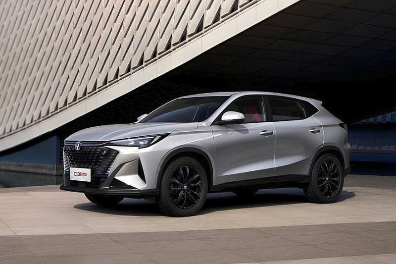 Новый кроссовер Changan CS35 Max в России: объявлены цены