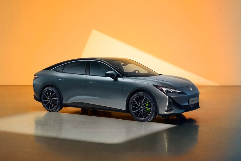 Обновлённый седан Arcfox Alpha S5 от BAIC приготовился к старту продаж