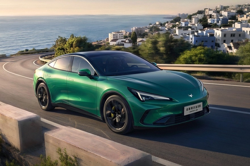 Обновлённый седан Arcfox Alpha S5 от BAIC приготовился к старту продаж