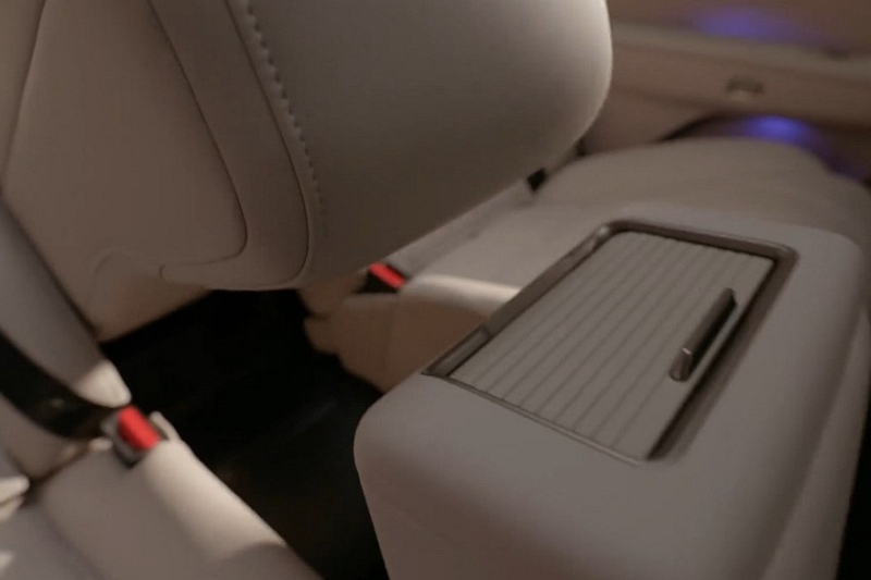 Роскошный седан Hyptec A800 от GAC: интересная фишка в салоне и полный привод