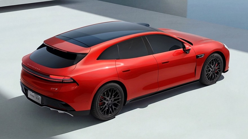 Ещё один эффектный шутинг-брейк из Китая: встречаем Aistaland GT7 от Huawei и GAC