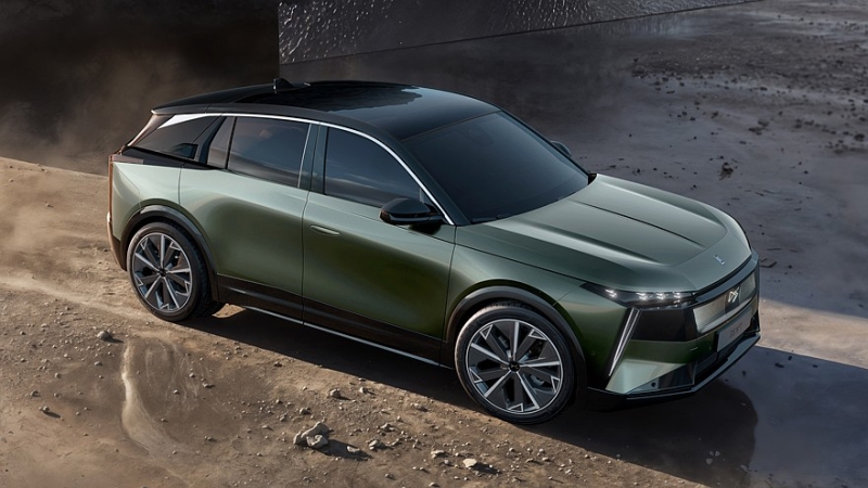 Кроссовер DS №7 пришёл на смену DS 7 и получил дизайн в актуальном фирменном стиле марки