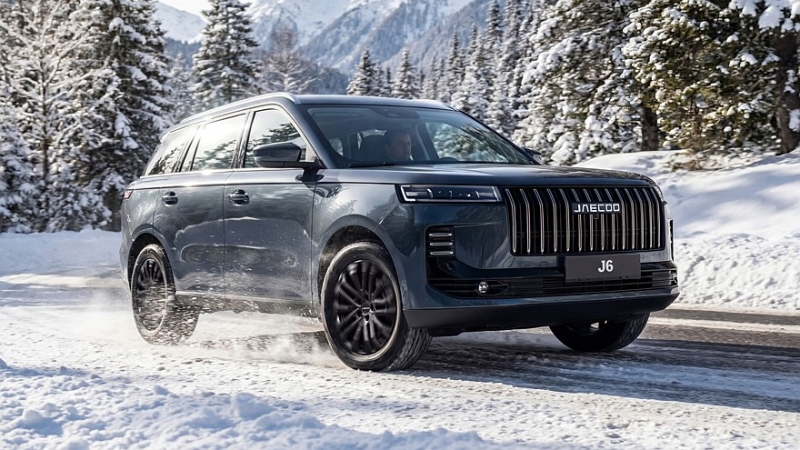 Кроссовер Jaecoo J6 выходит на российский рынок: комплектации и цены