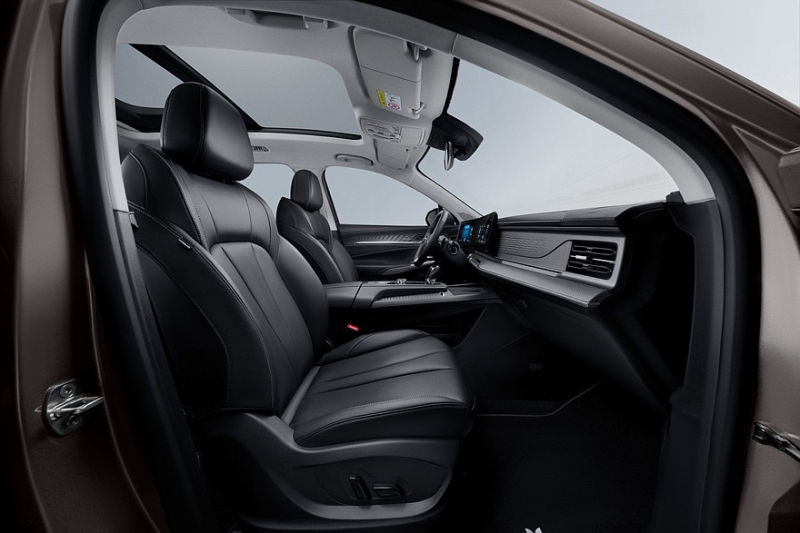 Кроссоверы Москвич М70 и Москвич М90: раскрыты комплектации и цены