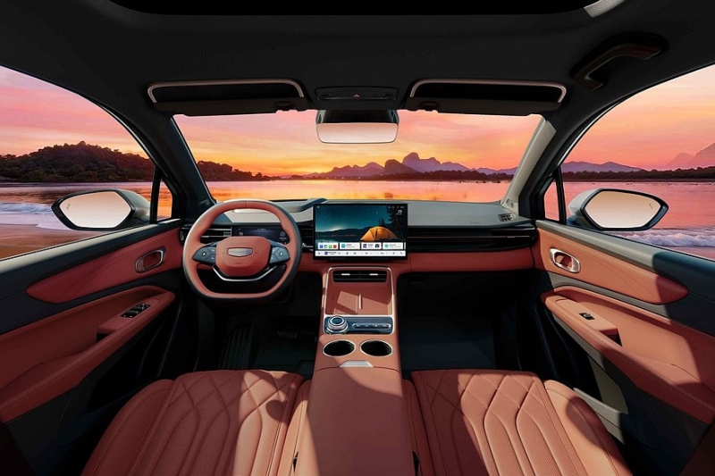 Купеобразный кроссовер Geely Atlas REV выходит на рынок