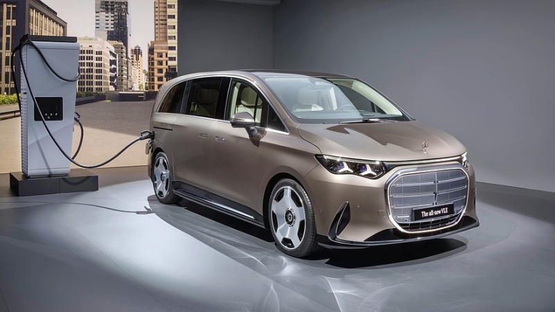 Mercedes-Benz VLE пришёл на смену минивэну V-класса: тяжёлый электролюкс для богатых