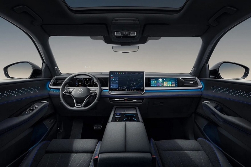 Новый Volkswagen Atlas готовится к дебюту в США: первое фото салона