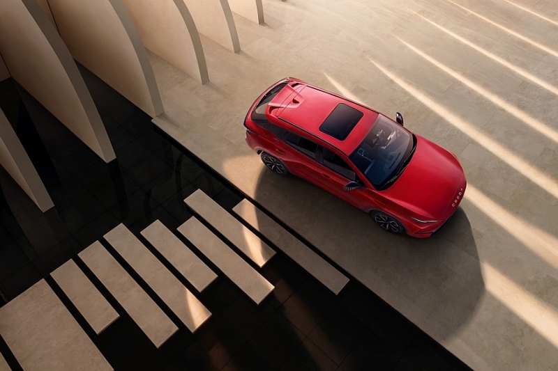 Omoda вошла в тройку самых популярных у российских женщин автомобильных брендов