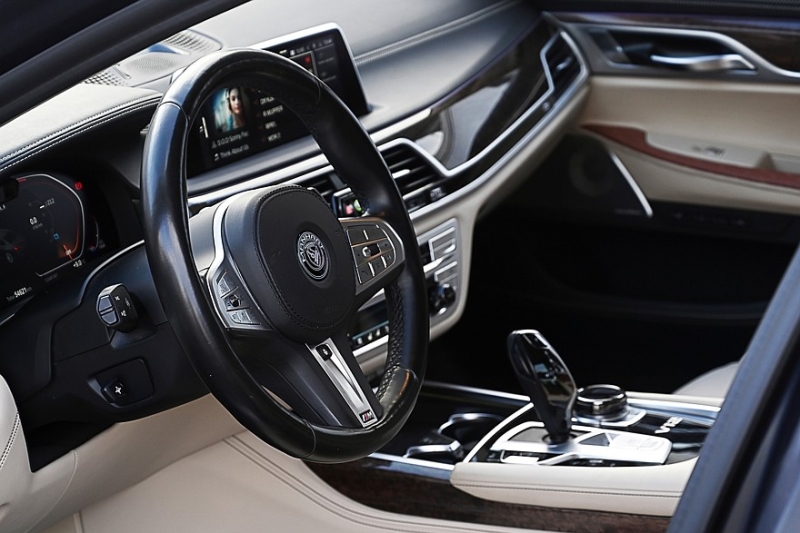 Последняя настоящая &laquo;семёрка&raquo;: Manhart MH7 700 на базе BMW M760Li поколения G12