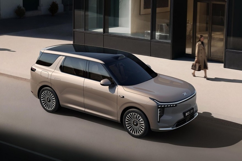 SAIC подхватил моду на «клонирование» флагманов: представлен кроссовер IM LS8