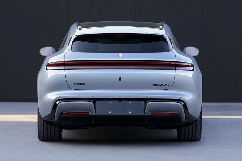 Седан и универсал Shangjie Z7 в стиле Porsche: новые подробности