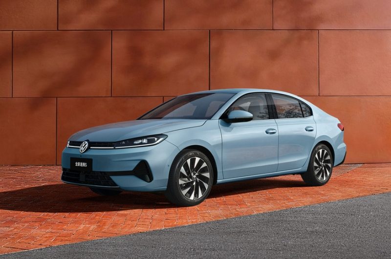 Седан Volkswagen Sagitar S: два мотора на выбор и никакой «зелени»