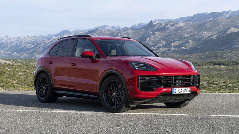 Стало известно, когда на рынок выйдет новый Porsche Cayenne с ДВС