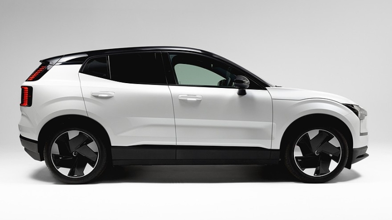 Volvo EX30 Cargo: компактный паркетник превратили в фургон