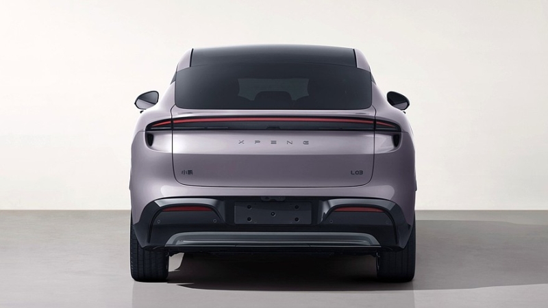 Хит за хитом: Xpeng готовит к премьере бюджетный, но не бедный кроссовер Mona L03
