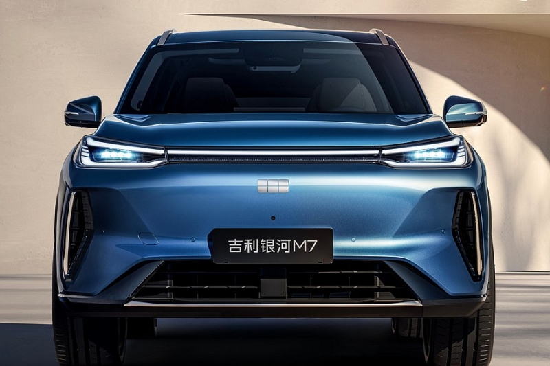 Кроссовер Geely Galaxy M7 выходит на рынок: комплектации и цены