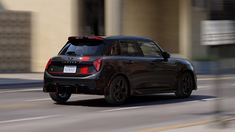 Mini Cooper S обзавёлся особенной версией Red Line Edition