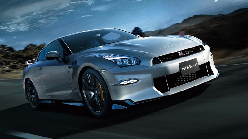 Nissan GT-R поколения R36 появится до конца десятилетия: это будет гибрид с мощным V6