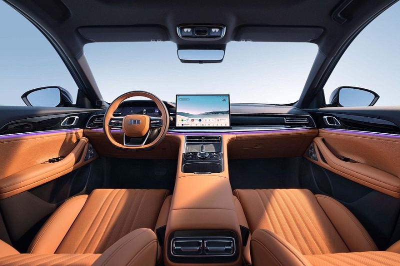 Представлен седан Geely Galaxy Starshine 7: недорого, богато, есть полный привод