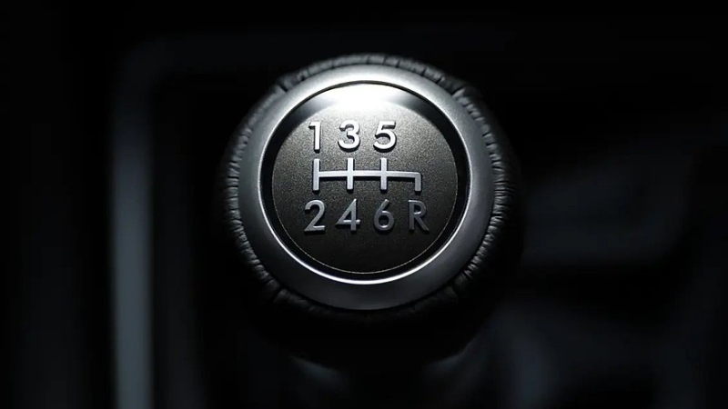 Спортседан Subaru WRX STI Sport# с механической коробкой вышел на домашний рынок