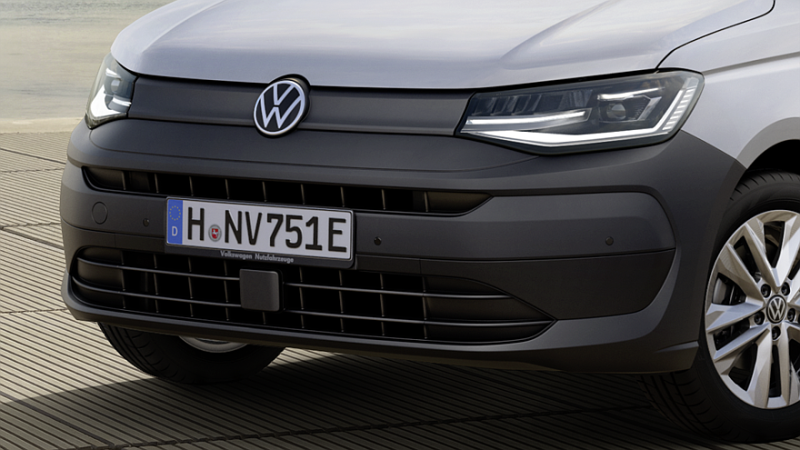 Volkswagen готовится обновить Caddy, пока рассекречен экстерьер