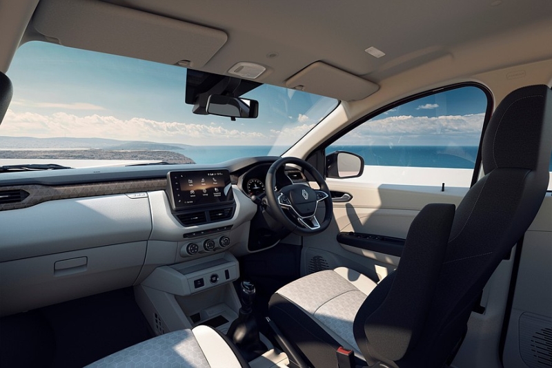 Бюджетный компактвэн Nissan на базе Renault Triber: это Gravite, в продаже &ndash; в 2026 году