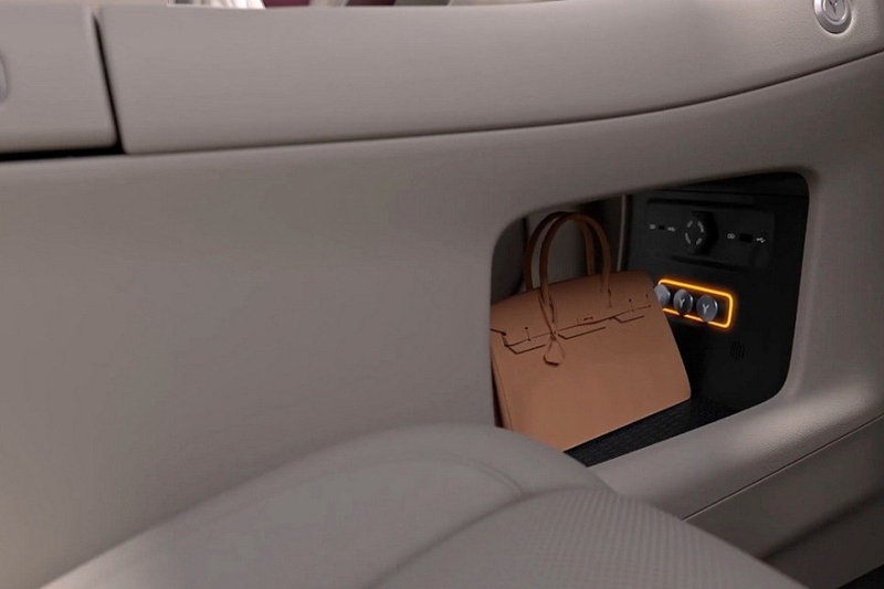 «Бюджетный» кроссовер Voyah Courage показал новый интерьер