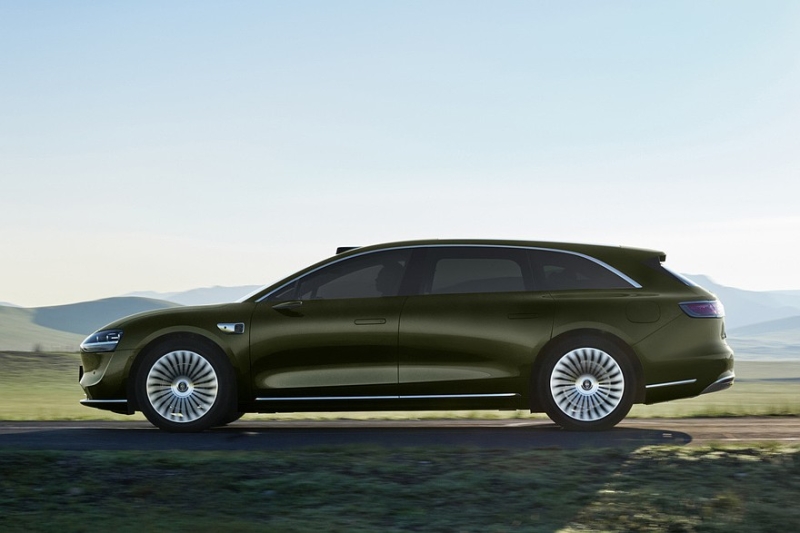 Большой универсал Stelato S9T от Huawei и BAIC: показан интерьер