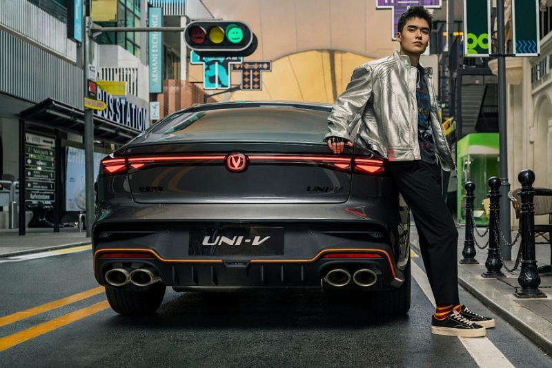 Changan Uni-V с новым дизайном: больше официальных фото